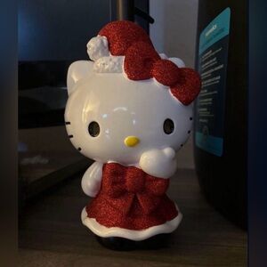 Hello Kitty Festive CHRISTMAS soap pump